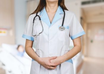 Läkare i uniform
